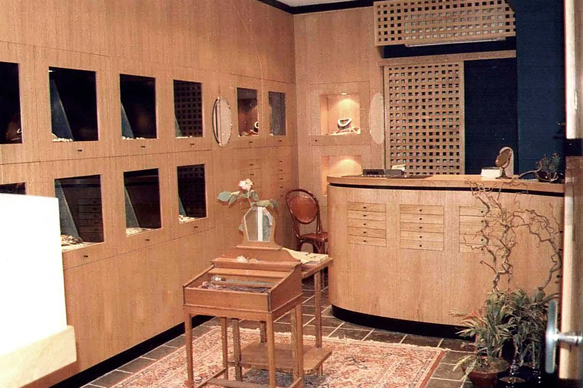 Επαγγελματικά έπιπλα