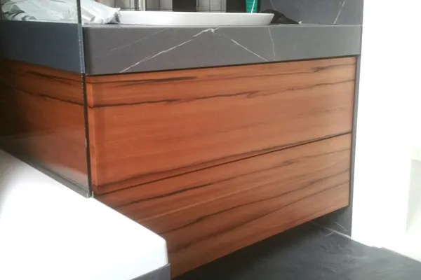 Eπιπλο μπάνιου