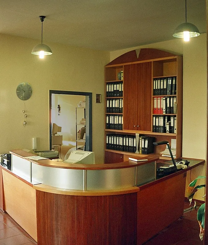 Επαγγελματικά έπιπλα