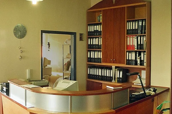 Επαγγελματικά έπιπλα