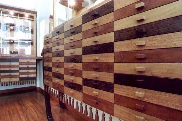 Kοσμηματοπωλείο KARIOFILLIS